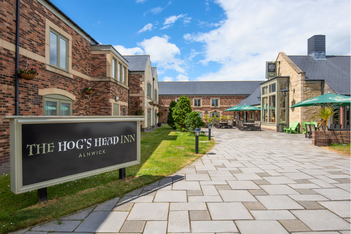 Golf accommodation in Northumberland at The Hog's Head Inn